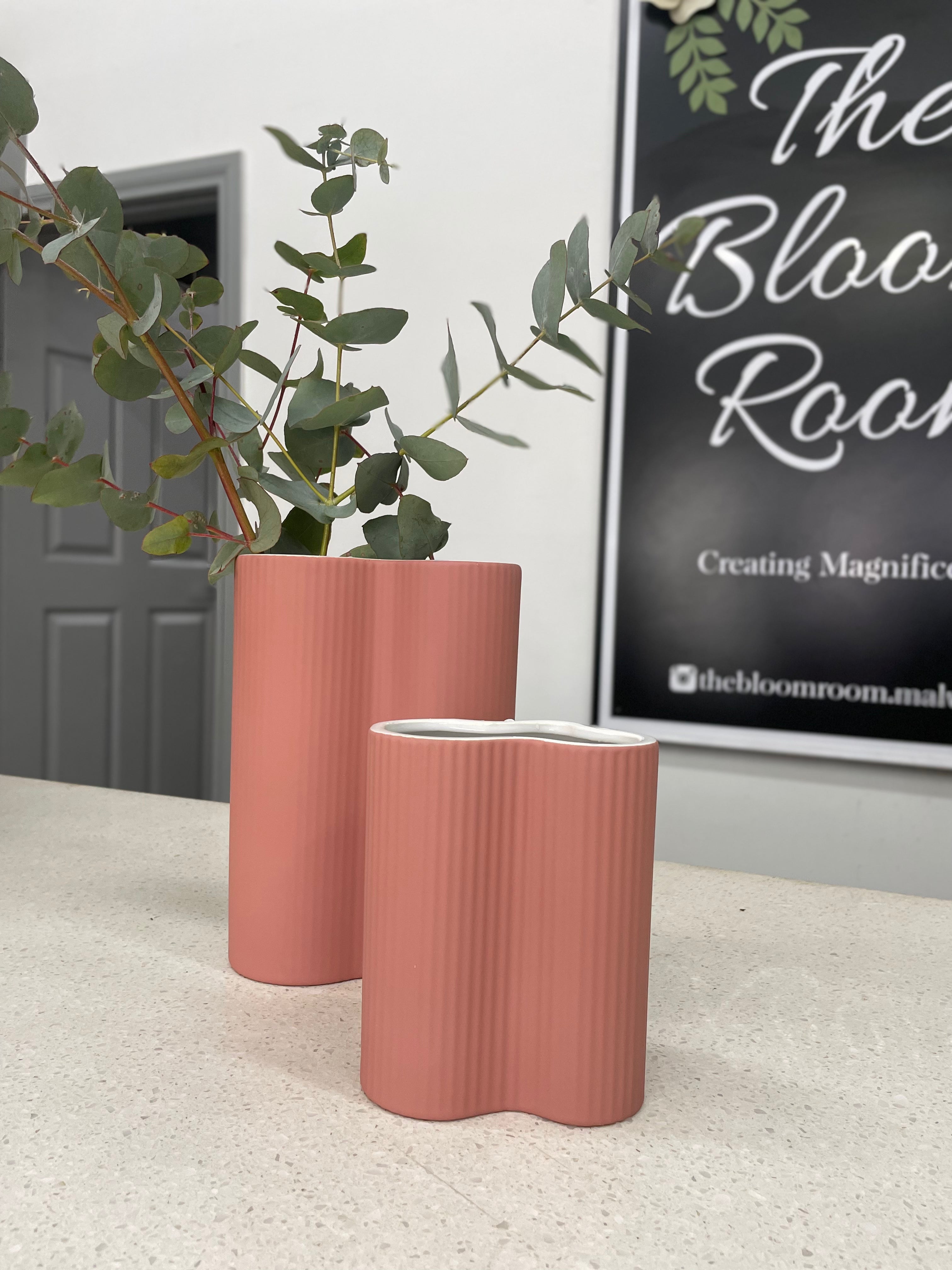 Waves Vase - The Bloom Room 